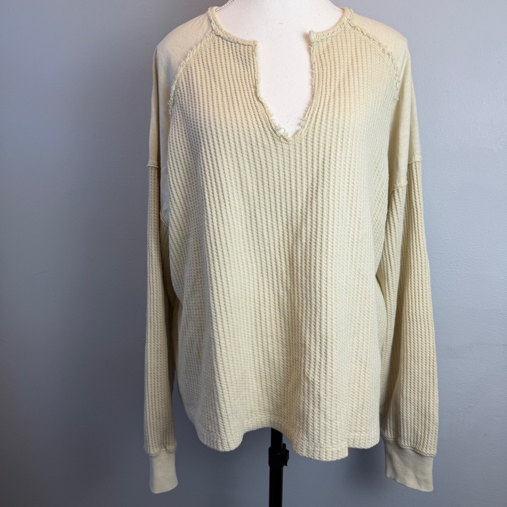Torrid FESTI Cream Waffle Knit Oversized V-Neck Thermal Top Size 00 M/L Cozy